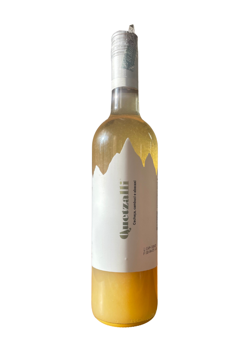 Quetzalli Cachaça Cambuci e Abacaxi